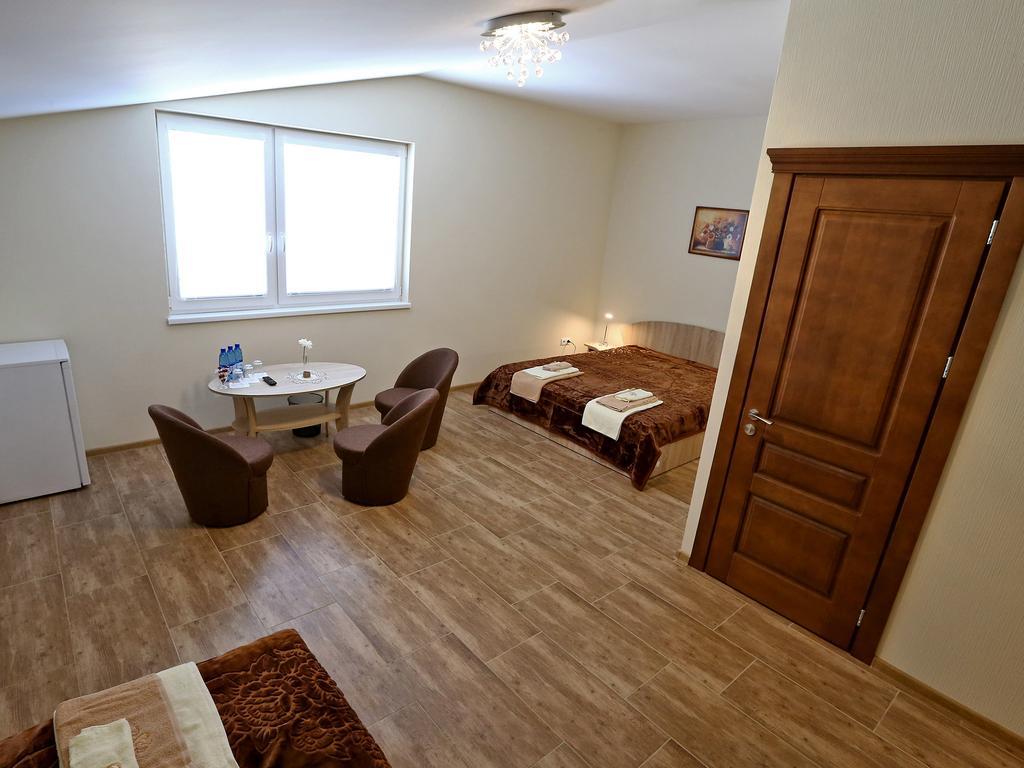Juro Guest House Šiauliai Exterior foto
