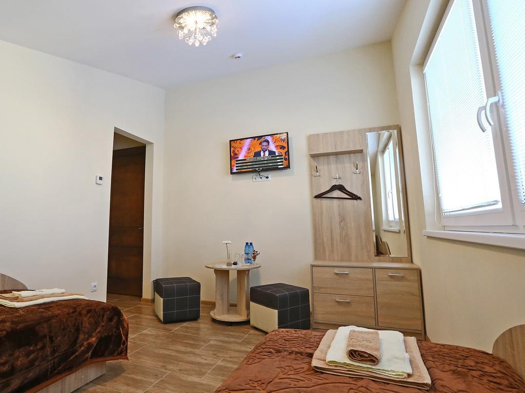 Juro Guest House Šiauliai Exterior foto